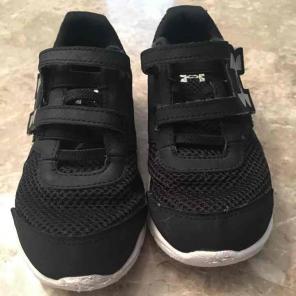 Toddler Boys Size 10 UA Sneakers