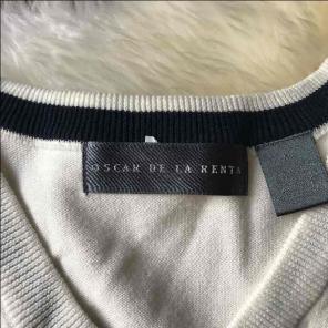 Oscar De La Renta Sweater Vest