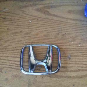 Polished like new front Honda H emblem
