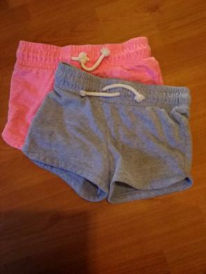 Circo 2 pack kid shorts size S