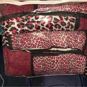 Queen size bed set