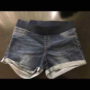 Maternity shorts