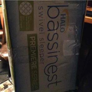 Halo bassinest swivel sleeper premiere