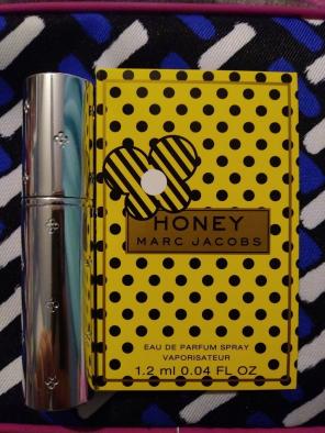 Marc Jacobs honey travel perfume