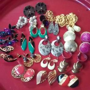 Vnt Dangle Earrings(19 sets)Bundle #3