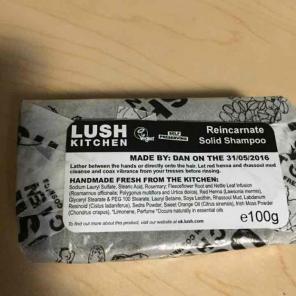 Lush Kitchen Reincarnate Solid Shampoo