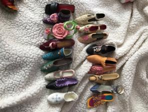 Collectable The Right Shoe