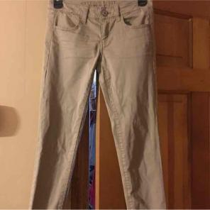 American Eagle khaki pants size 00