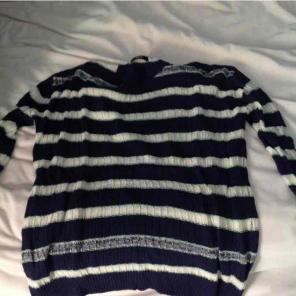 Crewneck sweater urban outfitters BDG