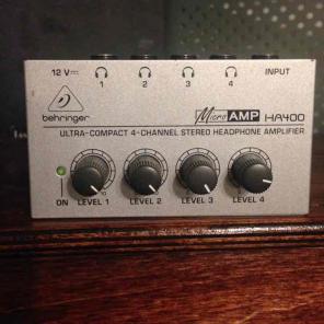 Behringer MICROAMP HA400