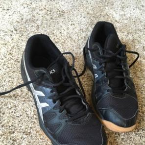 Asics Size 7.5 Volleyball Shoes