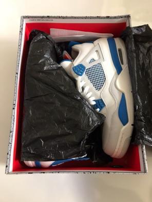 Air Jordan 4 Retro 2011