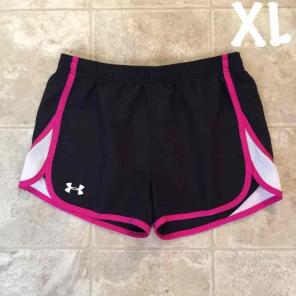 Youth Girls Black Under Armour shorts XL