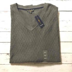 Men's Club Room Sweater NWT
