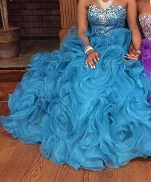 Prom sweet 16 or quince dress