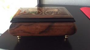 A. Gargiulo & Jannuzzi Music Box