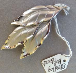 Exquisite Vintage sterling silver brooc