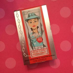 BENEFIT POREFESSIONAL MATTE