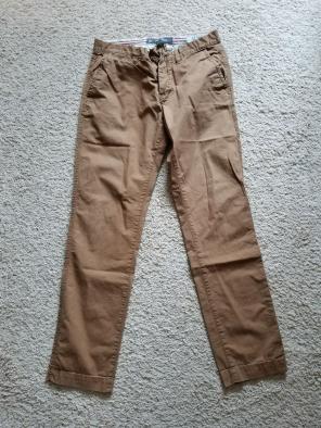 H&M 32x32 Slim Khaki Pants