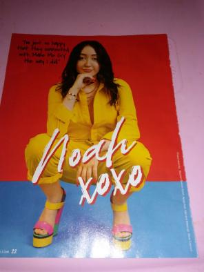 NOAH CYRUS 8x10 Pin-Up!