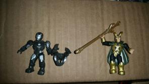 Mega Bloks War Machine vs Loki