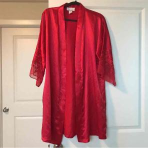 Vintage satin robe