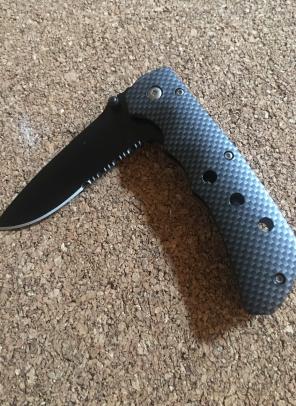 Folding Flipper Knife