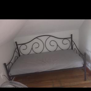 Twin Bed With Frame