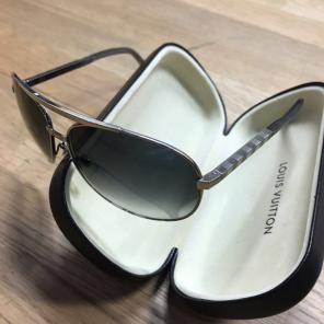 Louis Vuitton Attitude Pilote Sunglasses