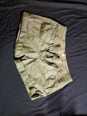 Gray shorts