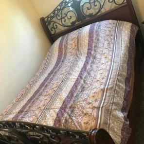 Queen Bed