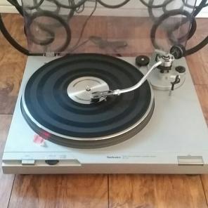 Vintage Technics Sl-D2 Direct Drive TT
