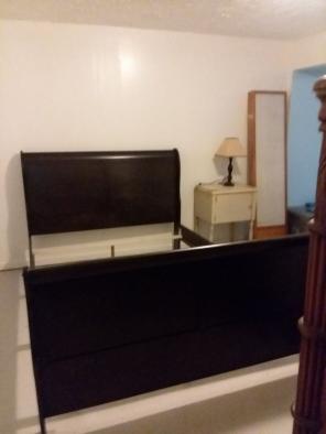 Queen Size sleigh Bed