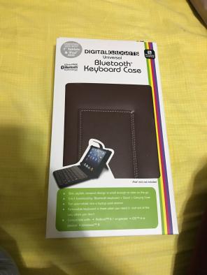 Bluetooth Keyboard Case