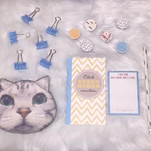 Hallmark Crafts W/ Cat Pouch