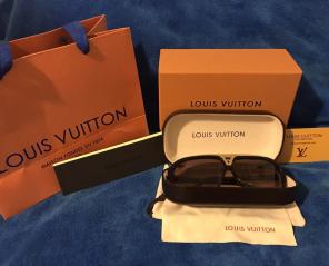 Louis Vuitton Evidence Sunglasses