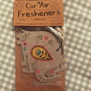 2 ᑎᗩTᑌᖇᗩᒪ ᒪIᖴE air Fresheners