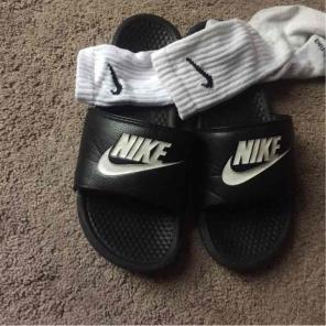 Nike slides Comes w/ Nike Sock