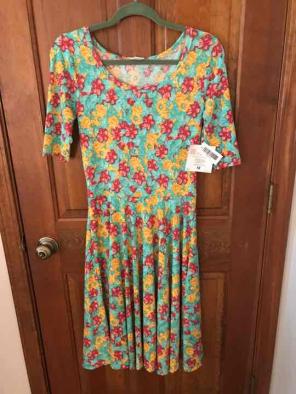 Lularoe BNWT Medium Nicole