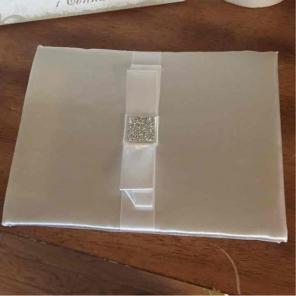 Guests book