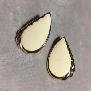 Vintage 80's gold tone & enamel earrings