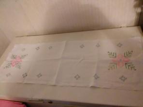 Gorgeous vintage embroiderer table runne