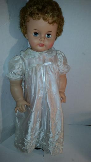 Ideal Suzy Playpal Saucy Walker doll