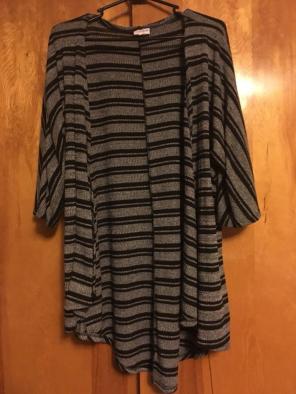 Lularoe Small Lindsay Wrap. HTF!!