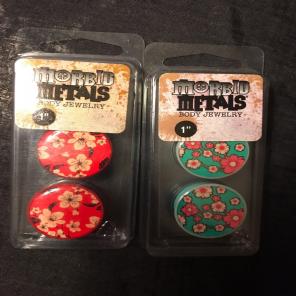 2 Morbid Metals 1"inch Floral Plugs