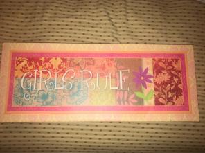 "girls rule" wall decor