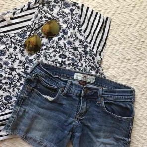 Hollister jean cut off shorts