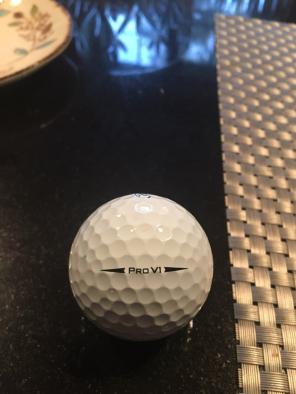 12 Titleist Pro V1 Golf Balls