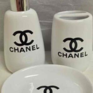 White and black bathroom set