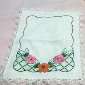 Vintage embroidery dresser scarf